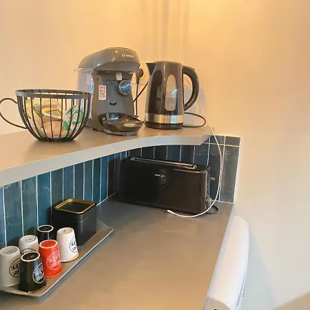 Somptueux Renove En Bord De Apartment